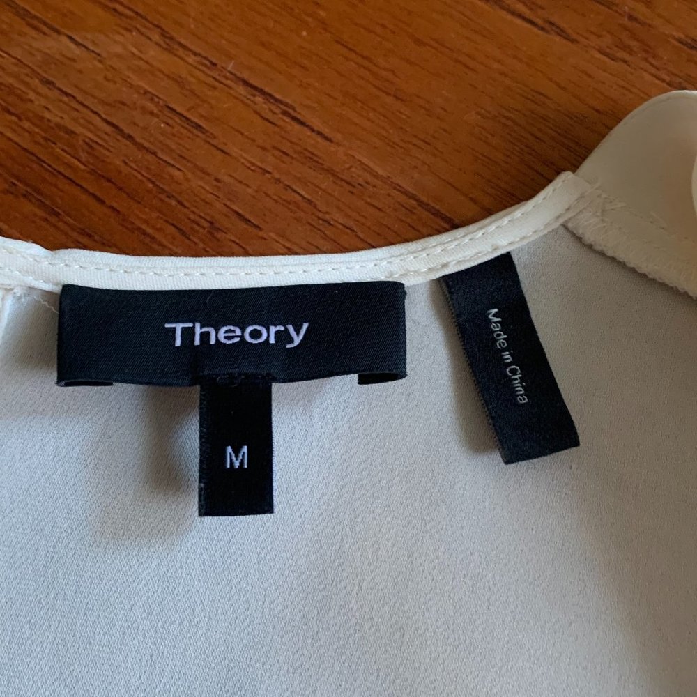 Theory Size M Cream Shell - Picture 5 of 6